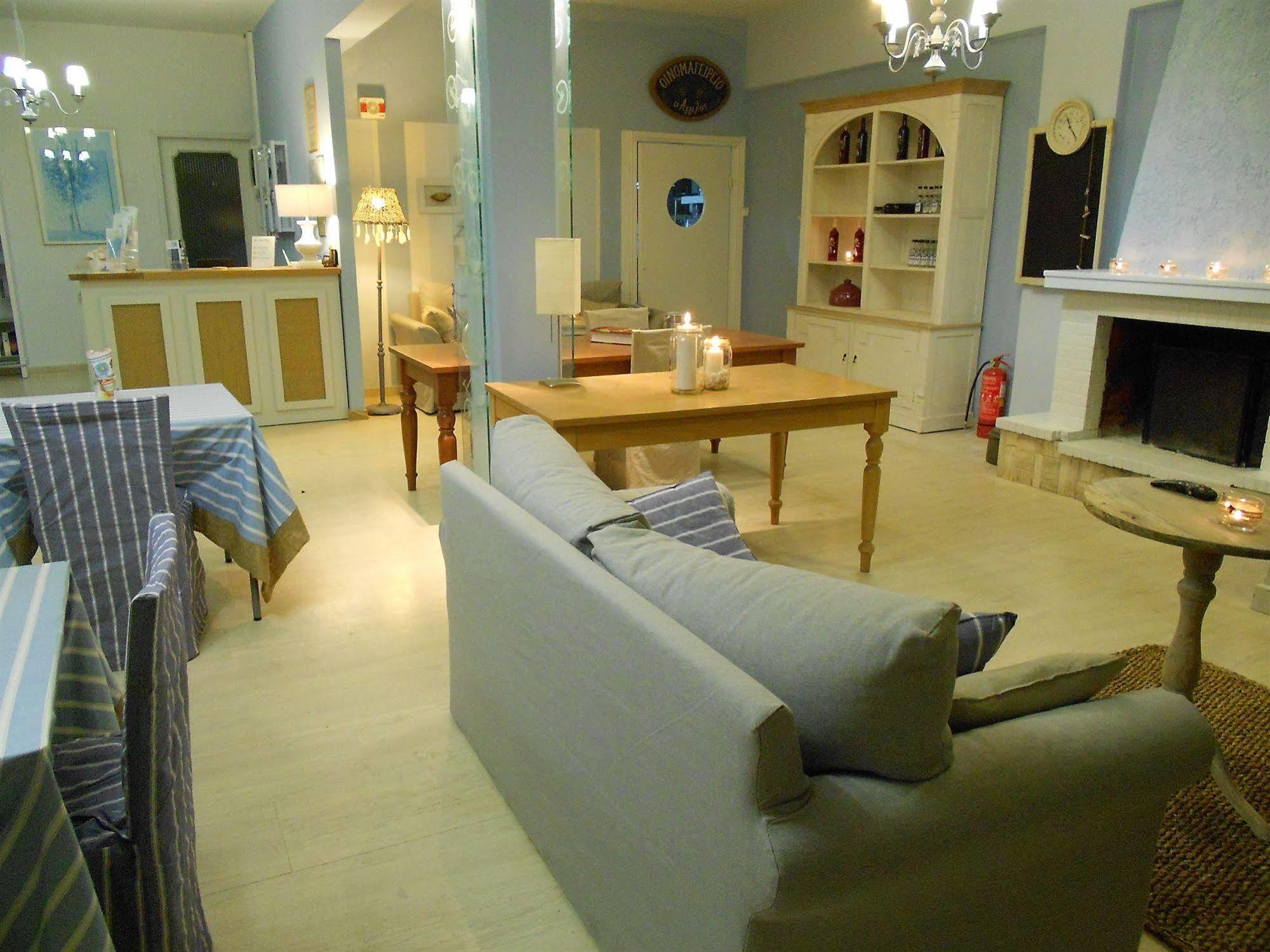 Aggelos Hotel Agios Andreas  Luaran gambar